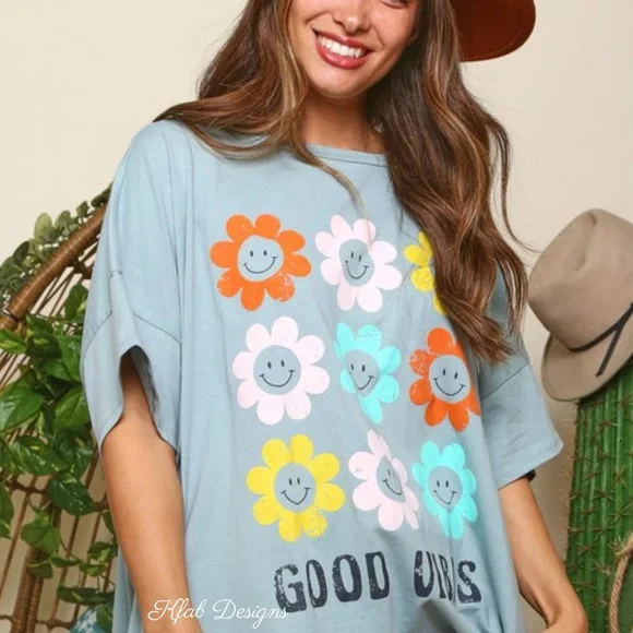 🌼LAST 1! Vintage Blue Smiley Daisy Loose Fit Graphic Tee! - Picture 4 of 10
